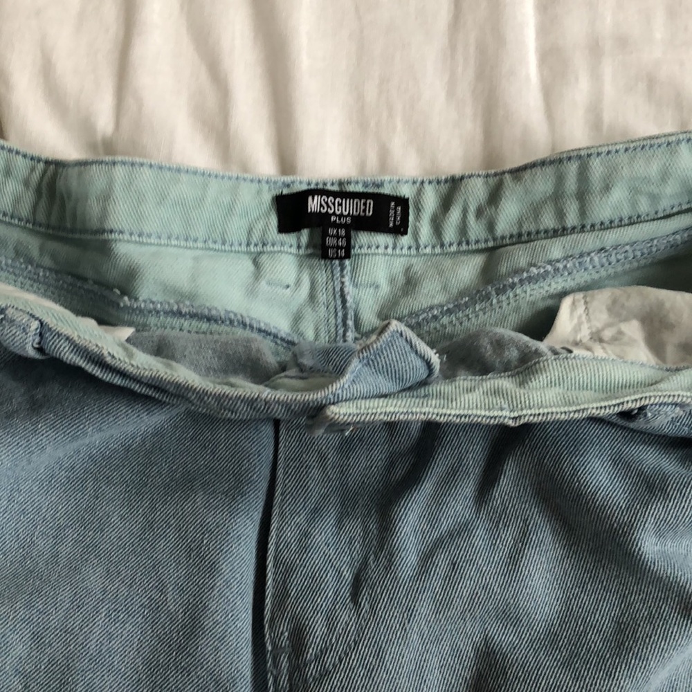Missguided two tone high rise denim - Picture 4 of 4